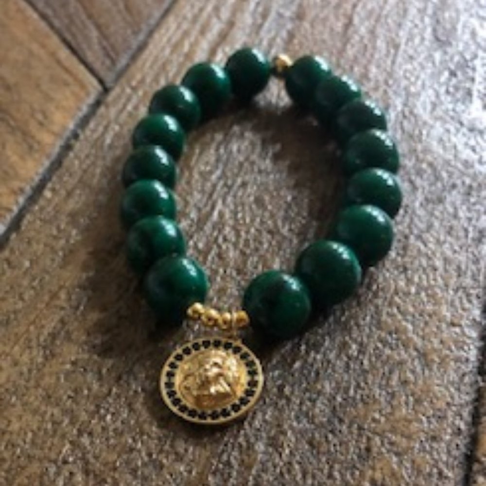 Green Mountain Jade 10mm  Bead Bracelet W/ Lion Ch